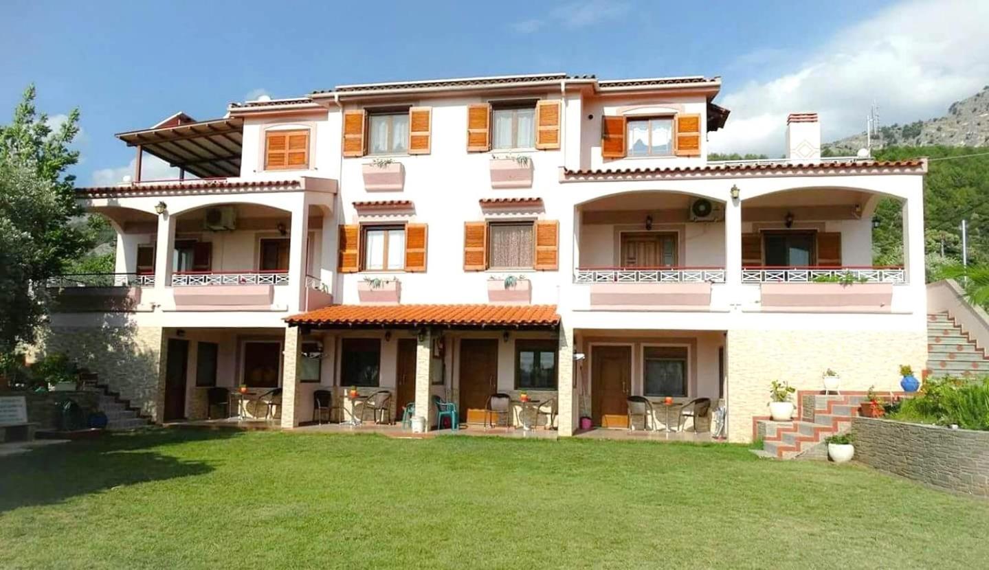 Villa Melina 1 Коініра Екстер'єр фото